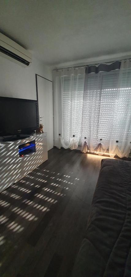 Nouveau Bien Lumineux Tout Confort En Centre Ville Сет Экстерьер фото